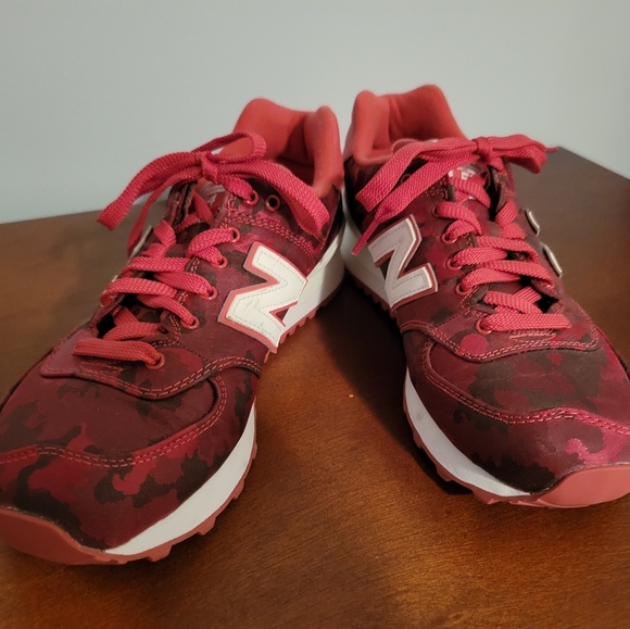 New Balance 574 RED sneakers 👟 - Picture 2 of 8